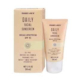 Trader Joe’s Daily Facial Sunscreen SPF 40 – Lightweight Invisible Gel – Broad Spectrum UVA/UVB Protection – Oil-Free, Non-Greasy & Hydrating – 1.7 fl oz
