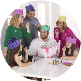 Robin Reed Handmade English Musical Christmas Crackers with POP - 8 x 10 Inch with Whistles, Badges, Conductors baton and Song Sheet (52118)